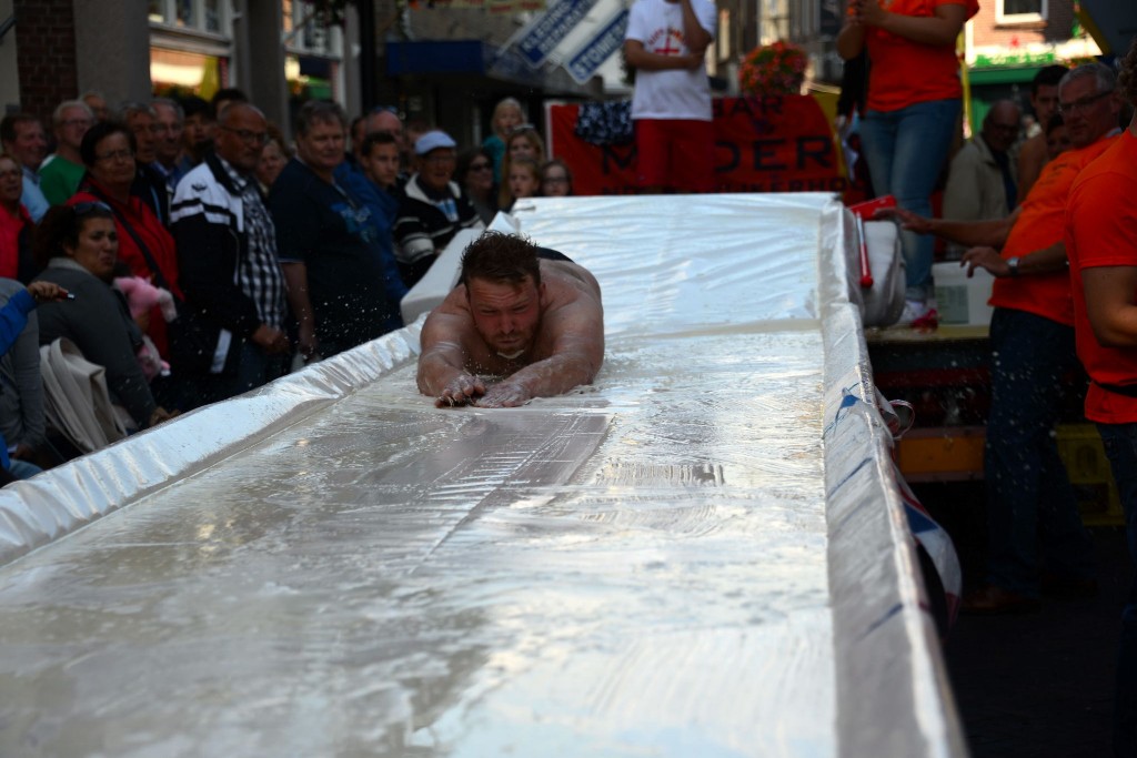 ../Images/Donderdag kermis 157.jpg